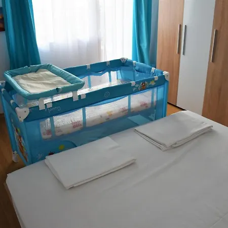 Apartment Aglaya 2 *